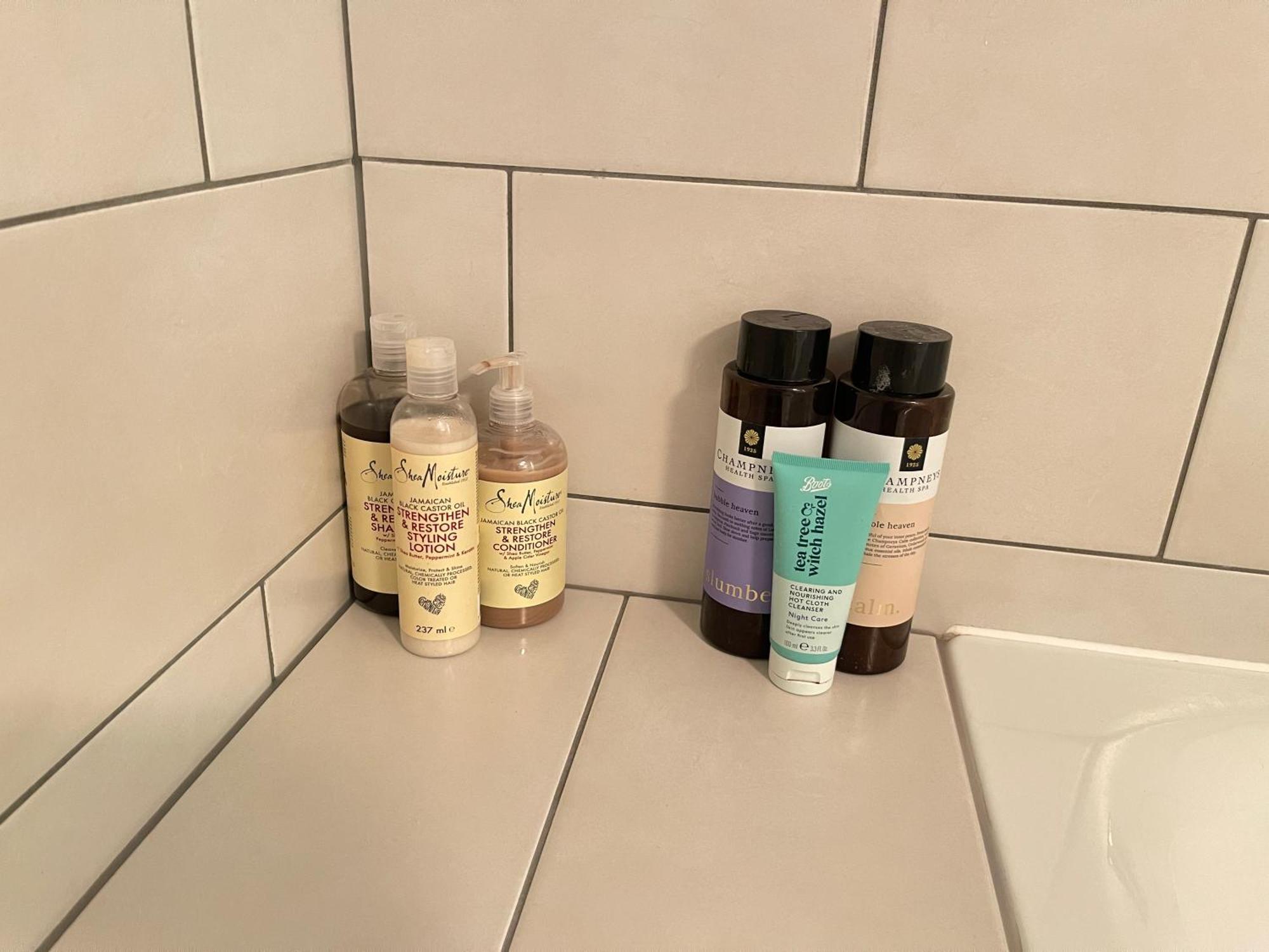 London Luxe Rooms Surbiton 외부 사진